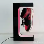 منصة عرض الأحذية العائمة المغناطيسية   لتجربة عرض لا ت نسى