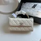 شنطة شانيل الاصلية من هدايا البوتيك