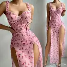 ملابس نسائية