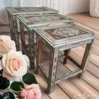 طقم طاولات مؤلف من ثلاث قطع للضيافة مصنوعة من الخشب المزخرف