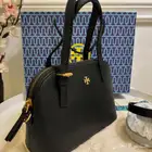 شنطة توري بورش
