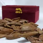 عندك مناسبة تبي بخور يجملك وبيض وجهك تفضل