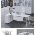 جديد اثاث مودرن مكتبي متوفرج. (وموجود التوصيل  والتركيب