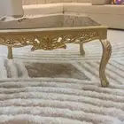 طاولة نظيفة جدا