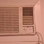 2مكيفات شباك شبه جديده للبيع 18 وحده 24 وحده