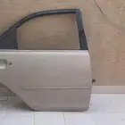 باب كامري 2006 خلفي يمين للبيع