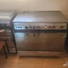 طقم كنب نظيييف جدا وثلاجات ودواليب مطبخ