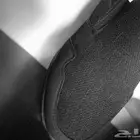 حذاء رياضي للمشي