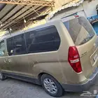 سياره هونداي H12011 للبيع تحتاج مكينه وفحص منتهي