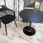 كراسي فايبر مع طاوله