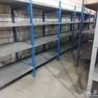 رفوف مستودعات وبقالات