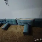 مساند مستعملة وثلاث تكايات