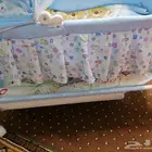 سرير شيال وهزاز موااليد استعمال بسيط ونضاف لايحتاج غسيل