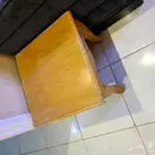 1 طاولة مع 4 خدمة
