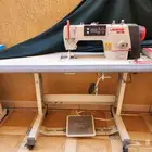 ثلاث ماكينات خياطه ومكبس ومقص وكاويه بخار ويوجد خا