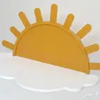 طاولة اطفال على شكل شمس وسحاب