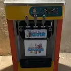 مكينة ايسكريم مستخدمه بحالة ممتازه