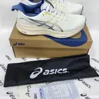 شوز ماركة ASICS
