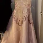 فستان للبيع