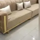 كنب بيج متر 4-5 مع طاوله كبيره وا أربعه خدم