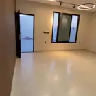 شقق دور ثاني بسعر خاص