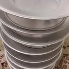 مجموعة صحون وقواعد تلفزيون