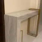 طاوله مع 3 خدمات ومدخل للبيع على السوم