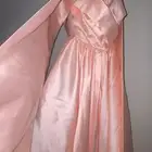 فستان وردي