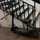سكوتر للبيع مع الشاحن