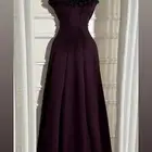 فستان للبيع