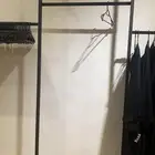 استاندات ومونيكان للبيع