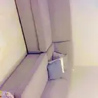 ركنة وطاولات وستارة رول للبيع