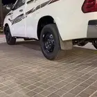 هايلكس اصفار ماشي 500 k فقط ديزل