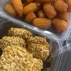 شيف حلويات شرقية خلية نحل طرمبة بلح الشام بقلاوة كنافة بسبوس
