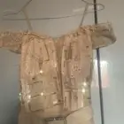 فساتين للبيع