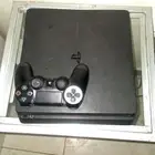 للبيع سوني 4 برو