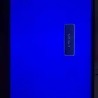 للبيع شاشه جديده بس فيه قفل حدي 400