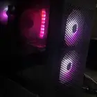 كمبيوتر العاب Pc gaming مع شاشه وطاوله وجميع ملحقاته