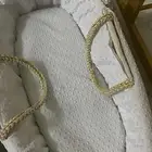 عربيه وسرير رضيعه مستعمل بسيط