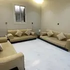 كنب تفصيل مع طاولات على اعلى سوم للبيع المستعجل بجدة
