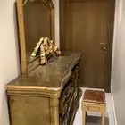 دولاب وتسريحه للبيع