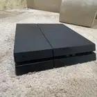 سوني 4 للبيع نضيف جدا و مع ملحقاته كامله