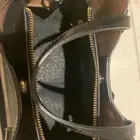 شنطة ديون لندن