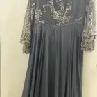 فستان للبيع شبه جديد