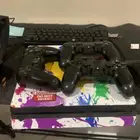 سوني 4 مع ملحقاته نظيف مافيه كسور سليم من المشاكل الحمدالله