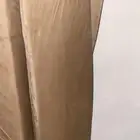 مساند نضيفها مستخدمه