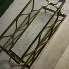 طاولة جديدة