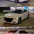 للبيع تشارجر 2017