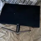 شاشه ايسر تدعم 180 hz 4k والبيع مستعجل
