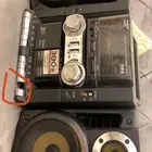 مسجل قديم معه كرتونه